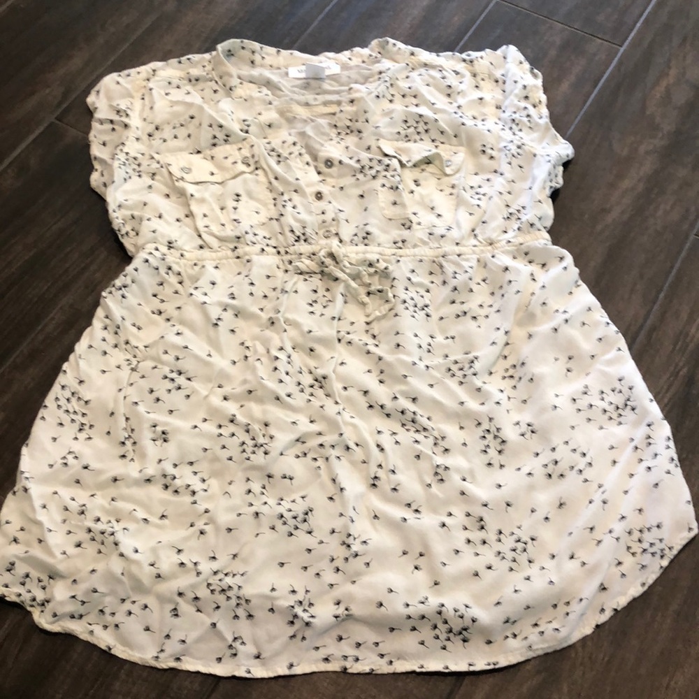 Motherhood maternity dandelion short sleeve shirt